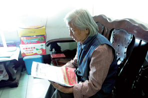 曾得到毛主席周總理接見的女話務員