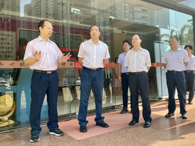 市委副書記張惠強到市總工會開展調(diào)研