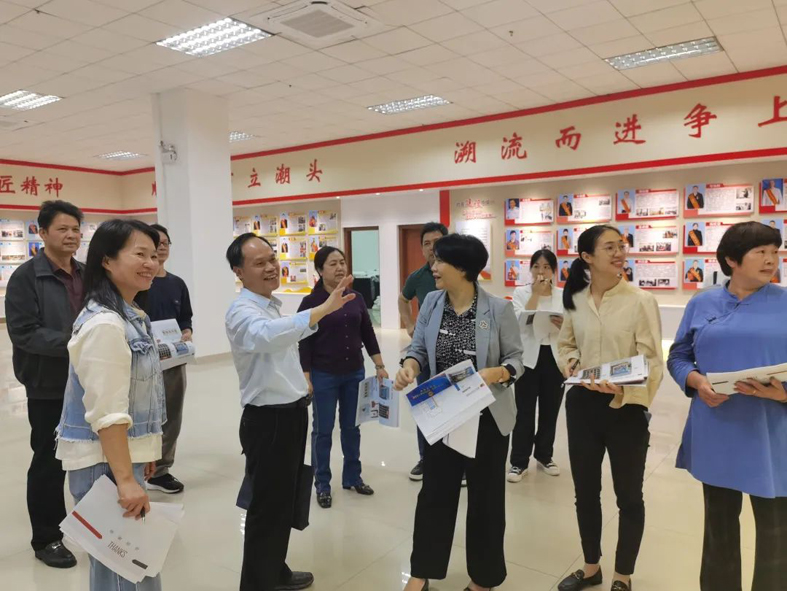 梧欽兩地工會召開六堡茶、坭興陶勞模工匠 聯(lián)盟創(chuàng)新成果展籌備交流會