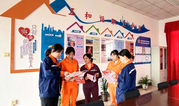 撐起法律傘 護(hù)航“錫花”權(quán)益