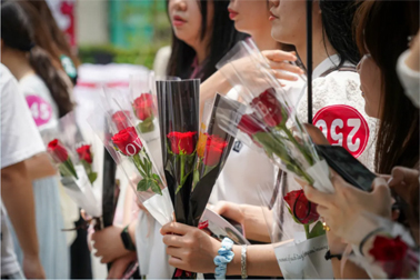 本周六，到玫瑰湖公園尋找心動(dòng)時(shí)刻吧